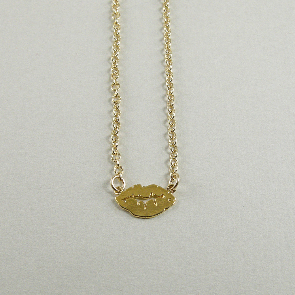 gold lips anklet